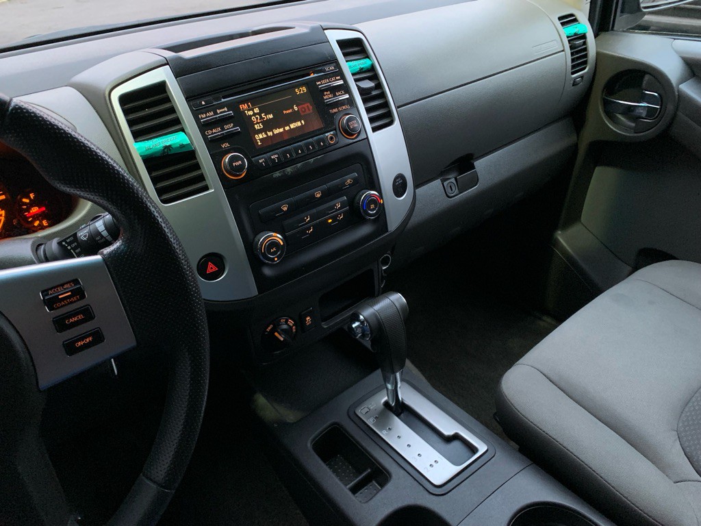 2013 Nissan Xterra Image 19