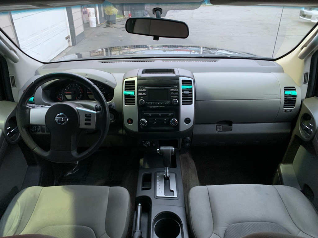 2013 Nissan Xterra Image 16