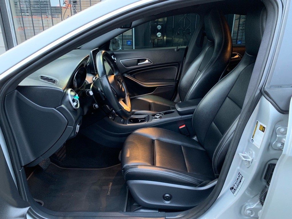 2016 Mercedes-Benz CLA-Class Image 12