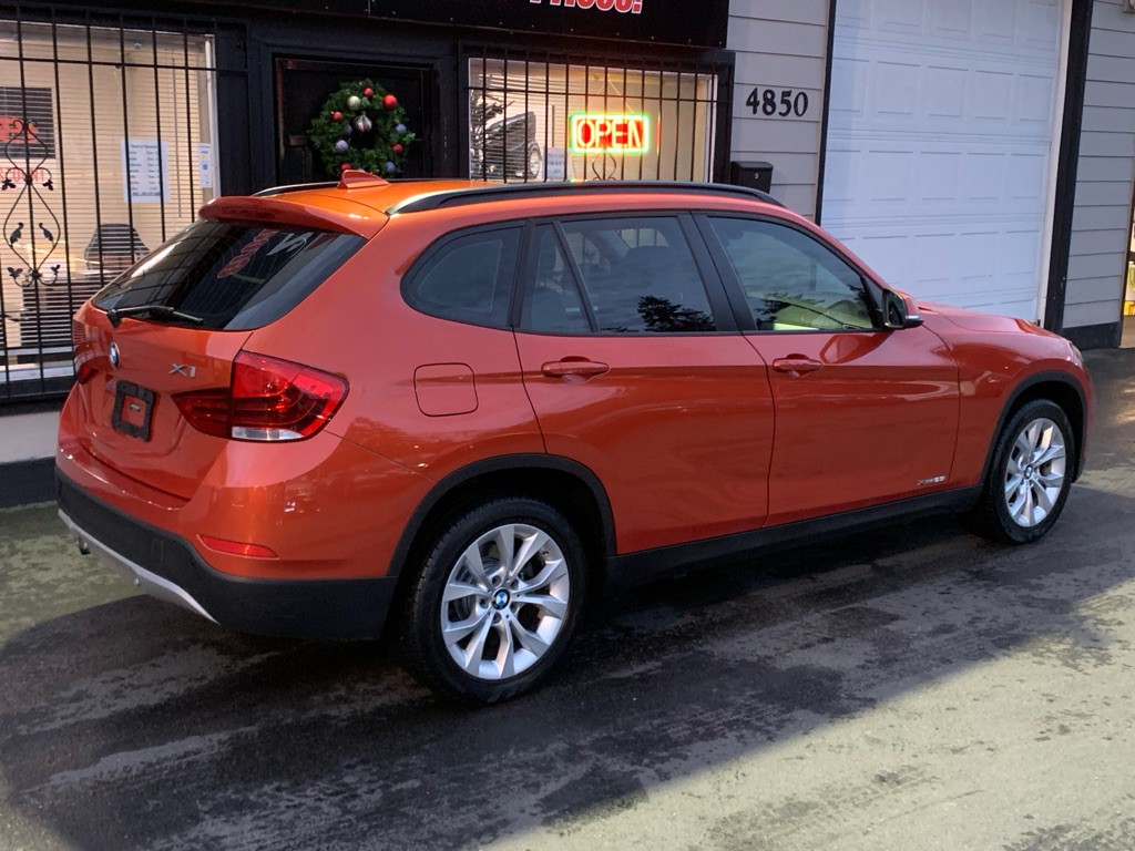 2014 BMW X1 Image 6