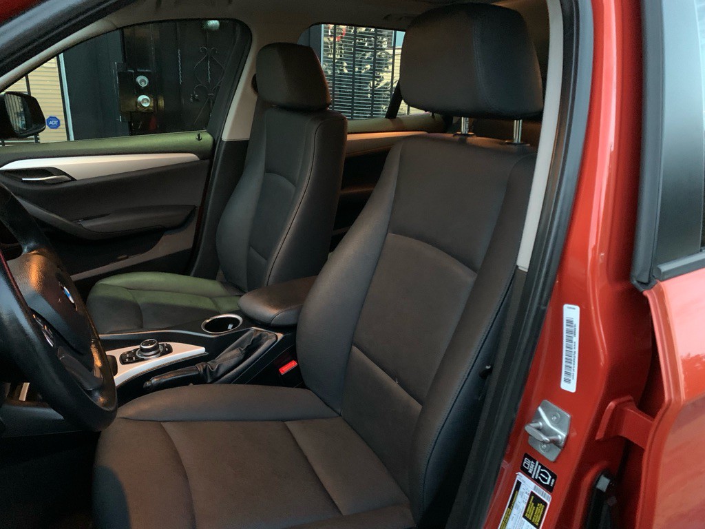 2014 BMW X1 Image 12