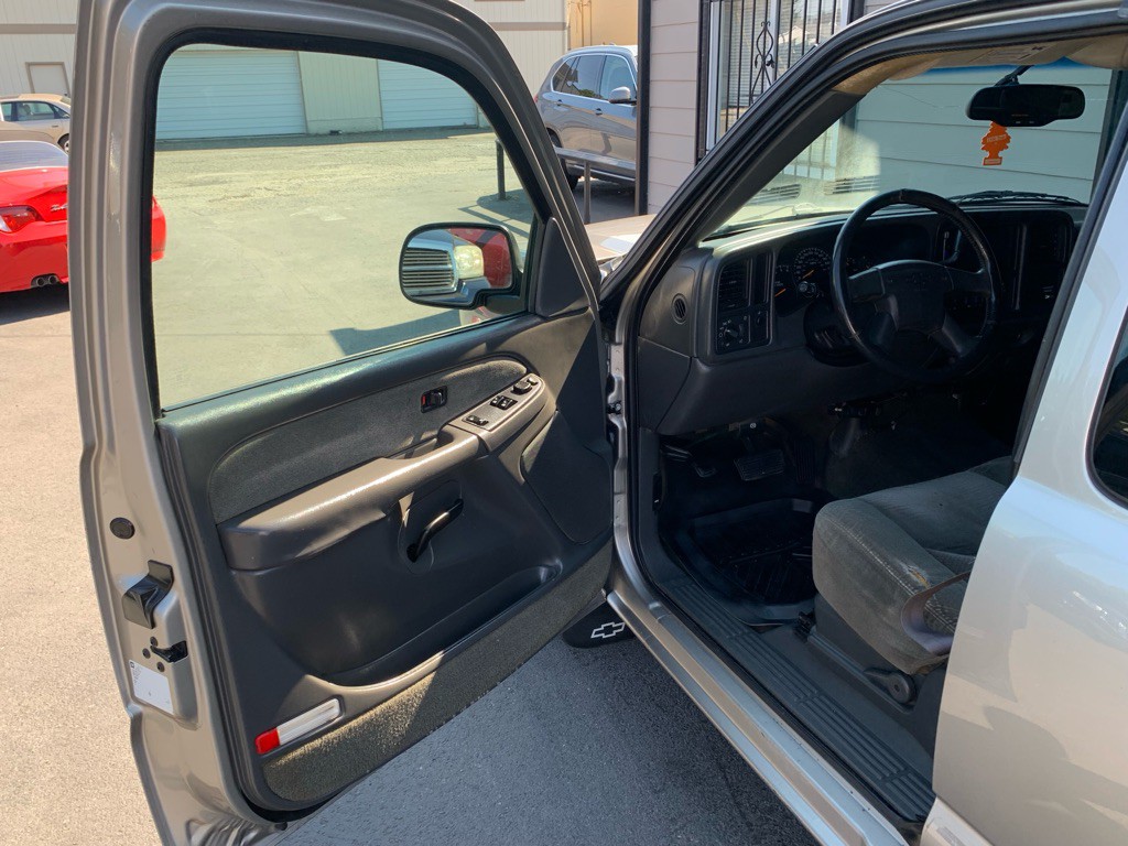 2003 Chevrolet Silverado 1500 Image 8