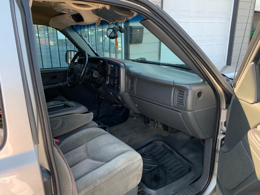 2003 Chevrolet Silverado 1500 Image 13