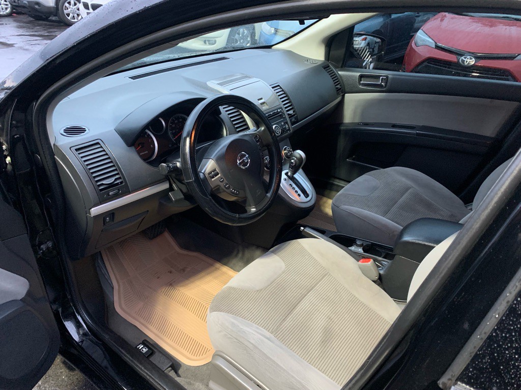 2012 Nissan Sentra Image 8