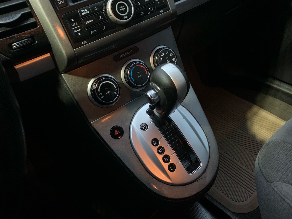 2012 Nissan Sentra Image 13