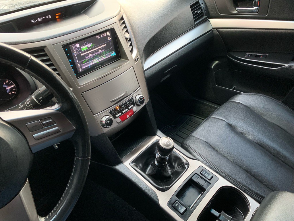 2010 Subaru Legacy Image 19