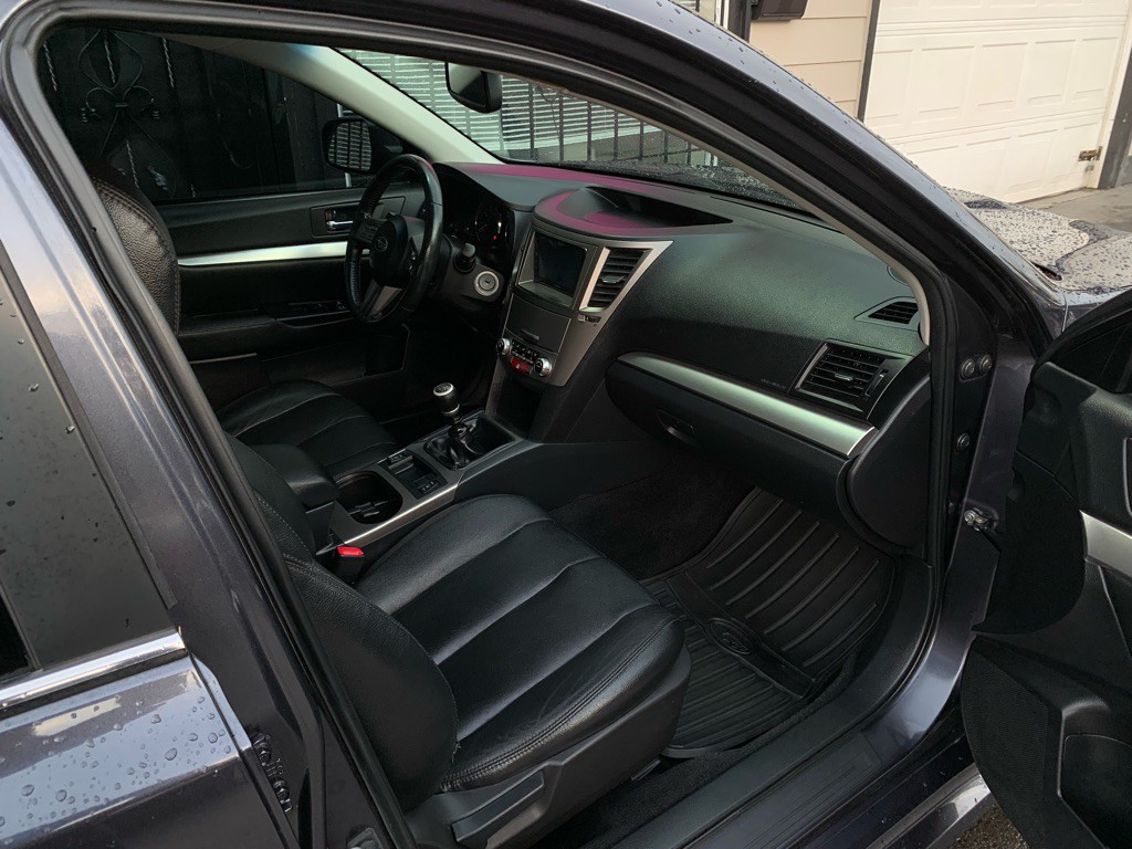 2010 Subaru Legacy Image 26