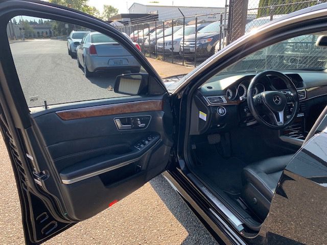 2014 Mercedes-Benz E-Class Image 10