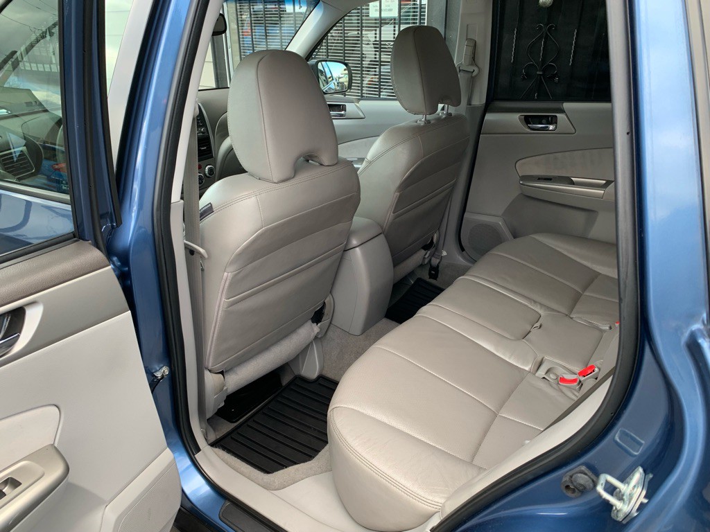 2010 Subaru Forester Image 13