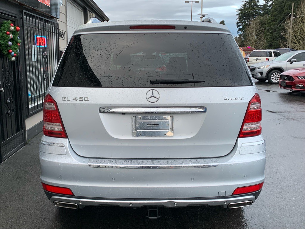 2010 Mercedes-Benz GL-Class Image 4