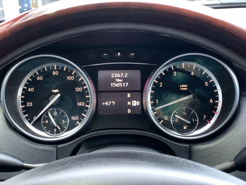 2010 Mercedes-Benz GL-Class Image 19