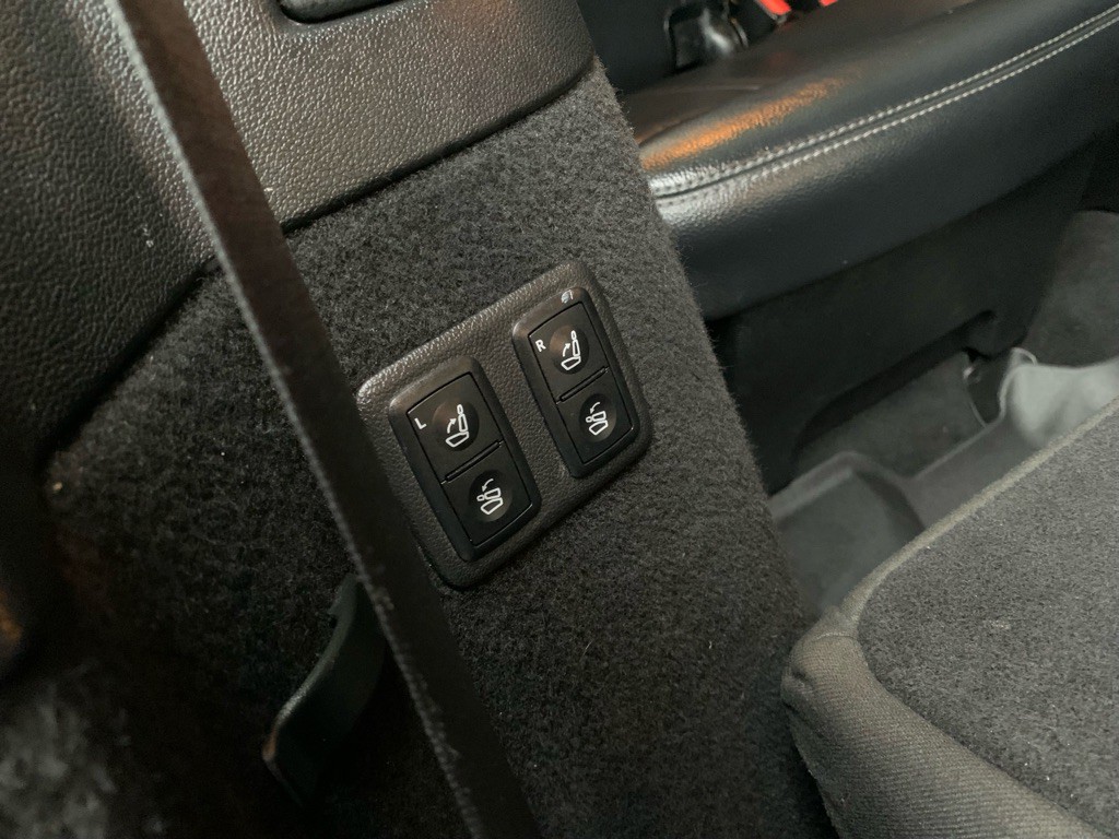 2010 Mercedes-Benz GL-Class Image 27