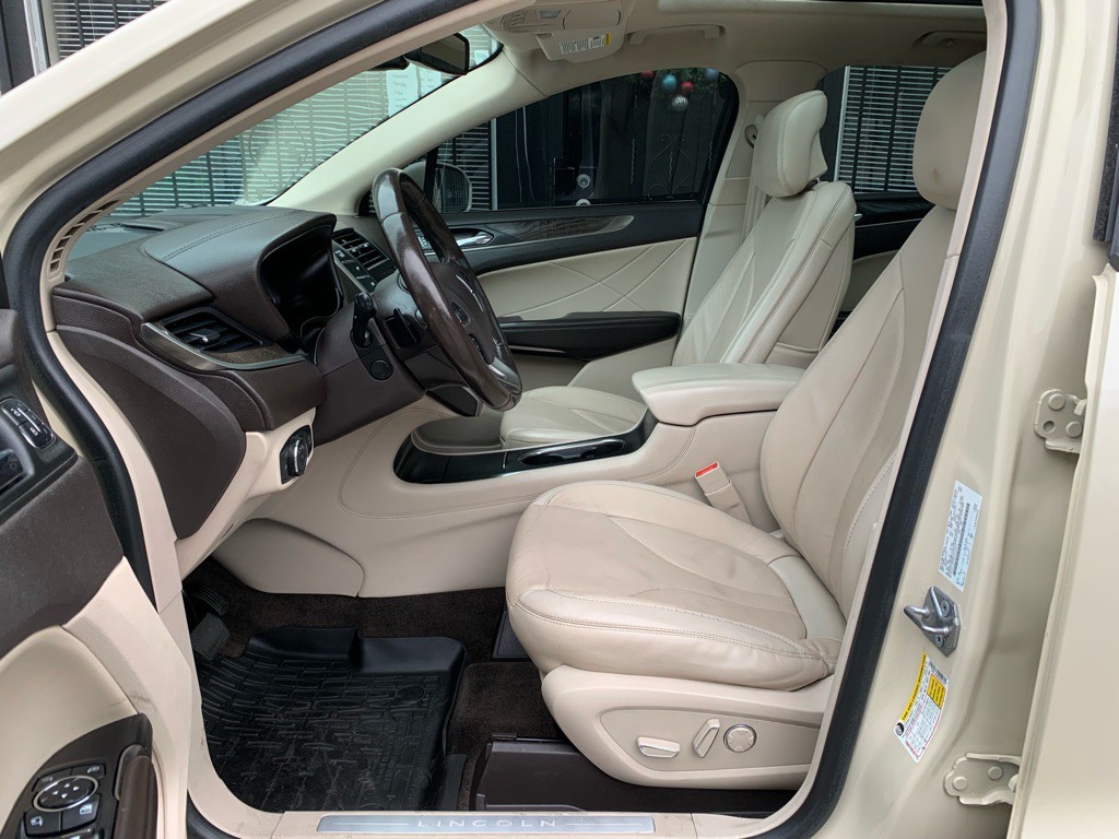 2018 Lincoln MKC Image 12