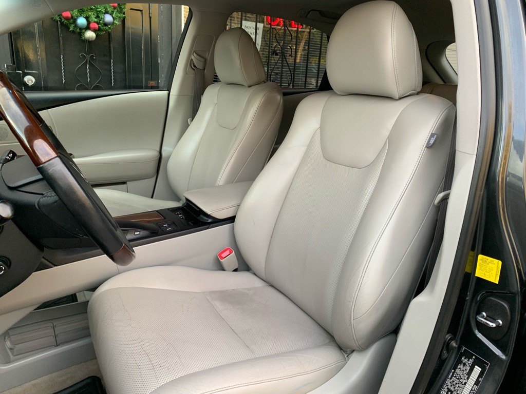 2011 Lexus RX Image 13