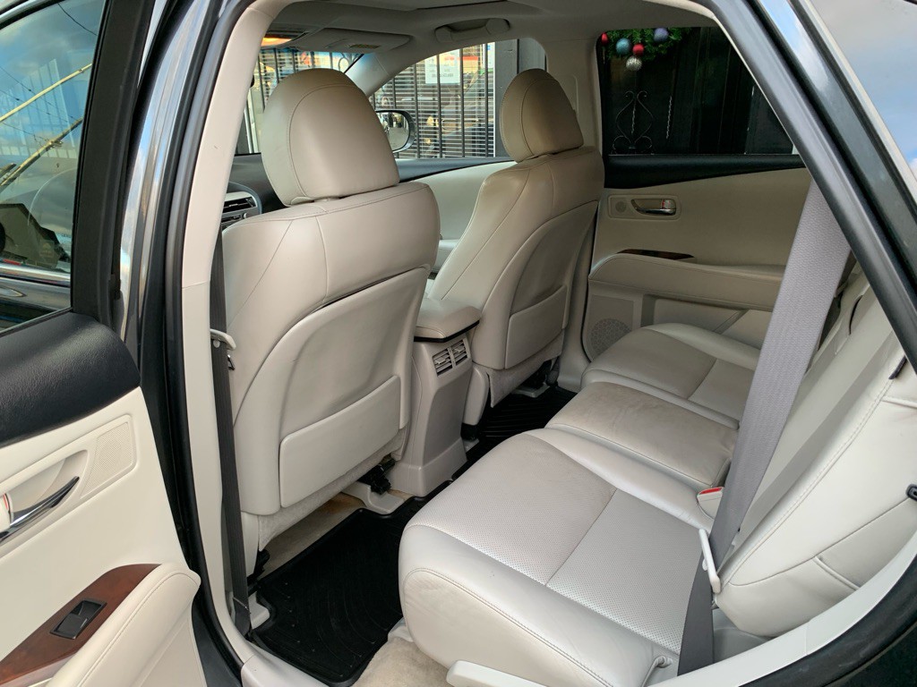 2011 Lexus RX Image 14