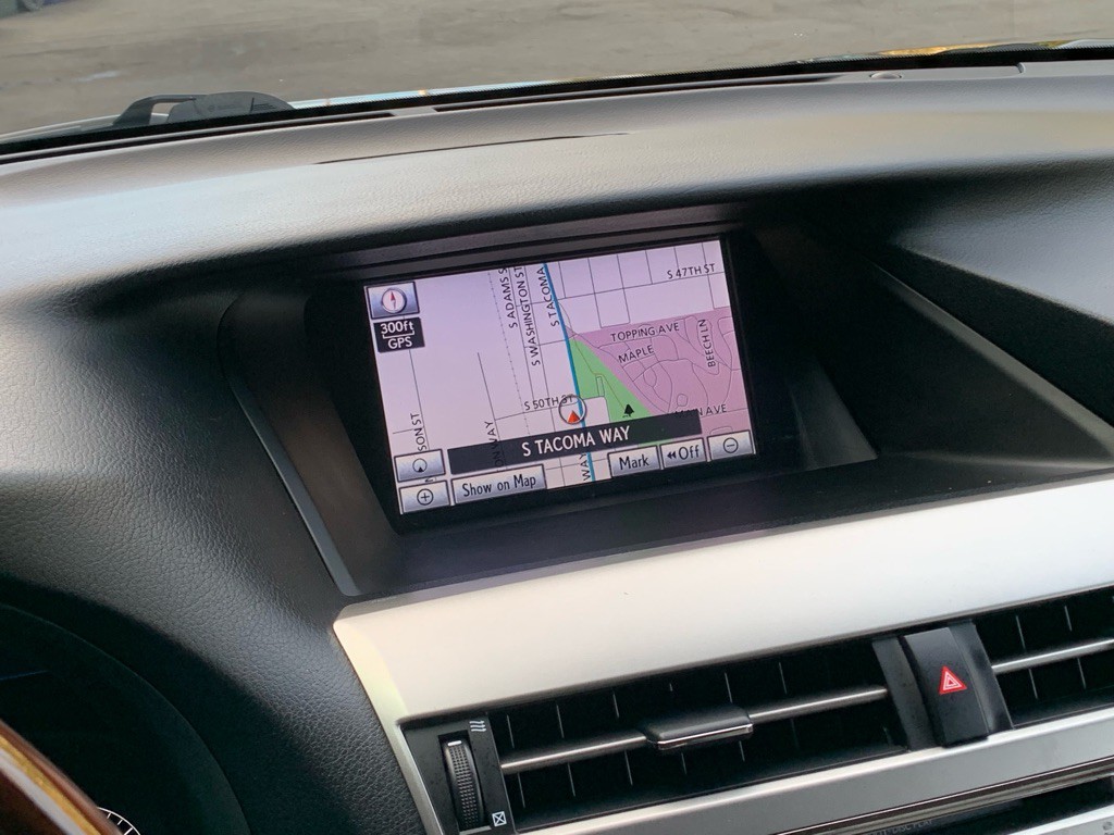 2011 Lexus RX Image 22