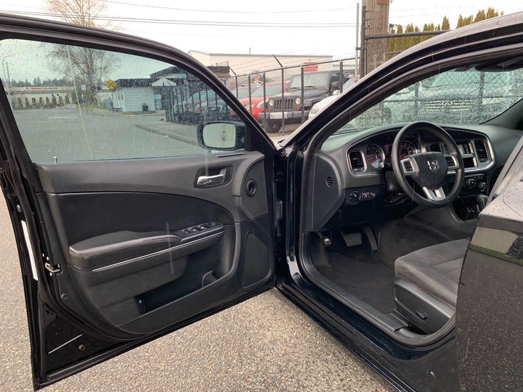 2014 Dodge Charger Image 9