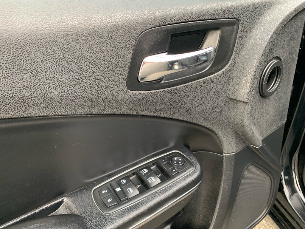 2014 Dodge Charger Image 10