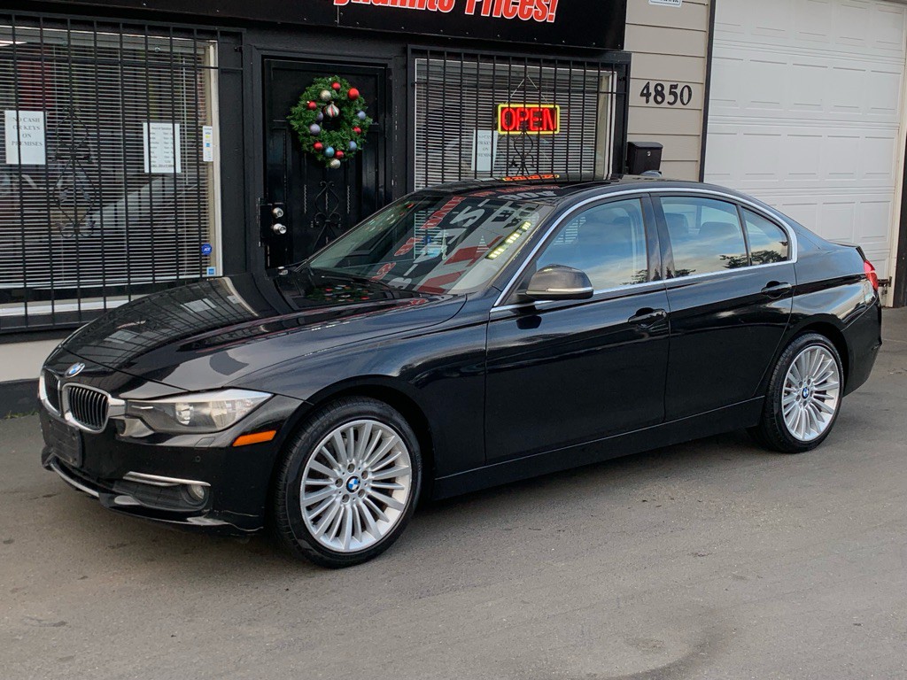 2014 BMW 3 Series Image 1