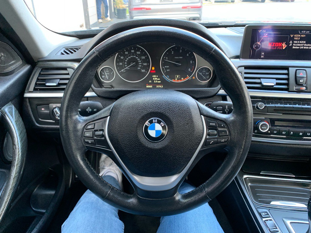 2014 BMW 3 Series Image 21