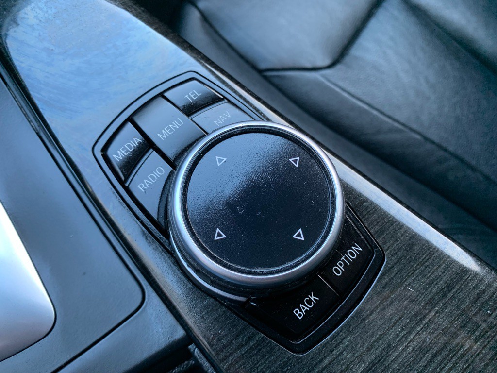 2014 BMW 3 Series Image 29