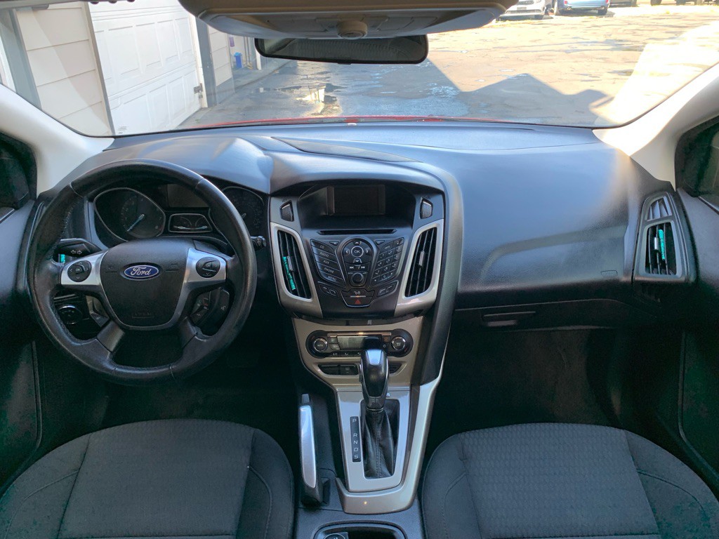 2012 Ford Focus Image 15