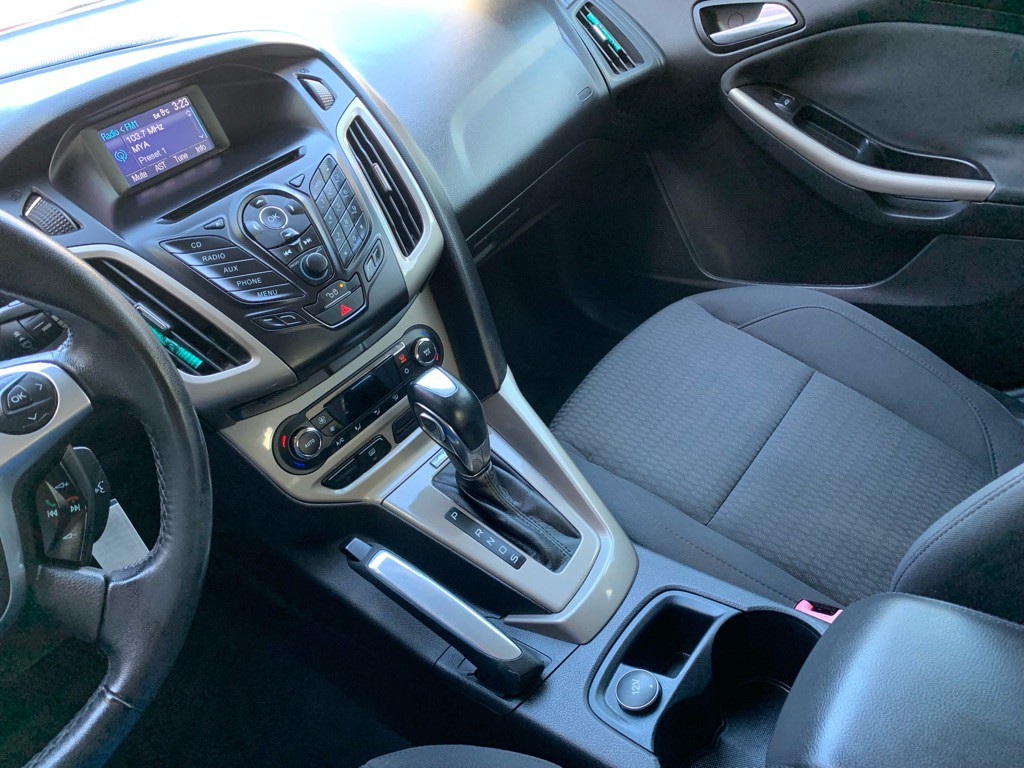 2012 Ford Focus Image 18