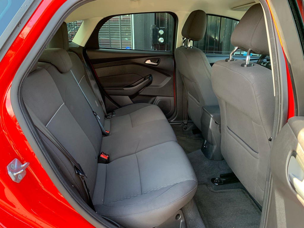 2012 Ford Focus Image 24