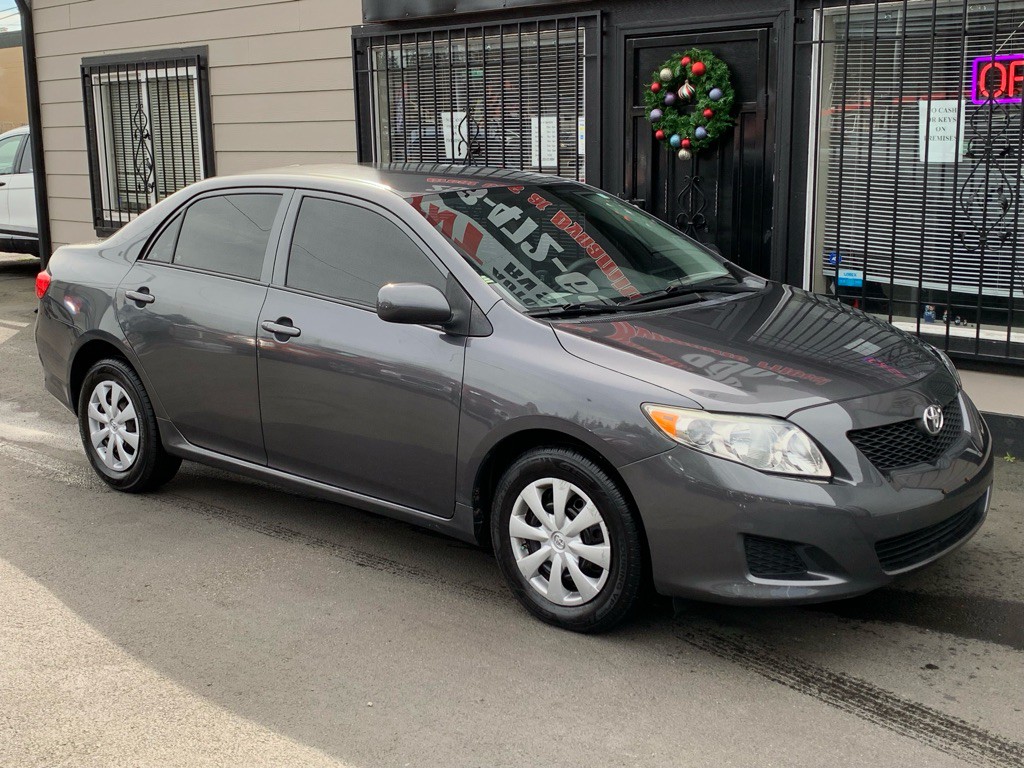 2010 Toyota Corolla Image 8