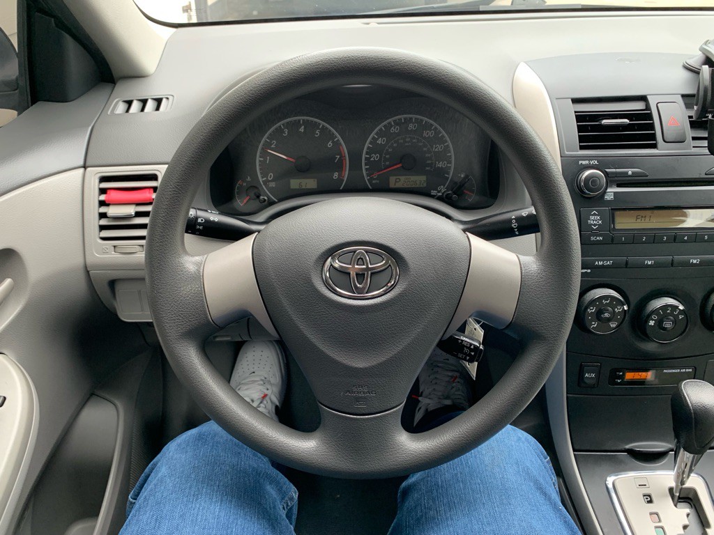 2010 Toyota Corolla Image 17