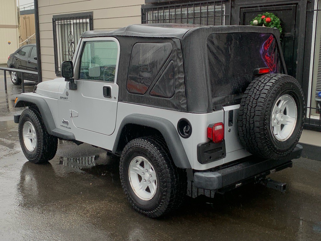2004 Jeep Wrangler Image 3