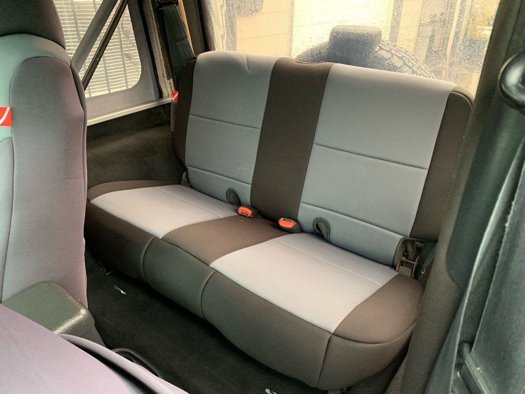 2004 Jeep Wrangler Image 12