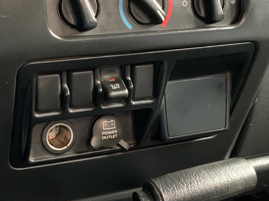 2004 Jeep Wrangler Image 17