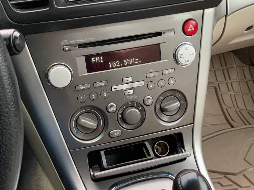 2008 Subaru Legacy Image 21