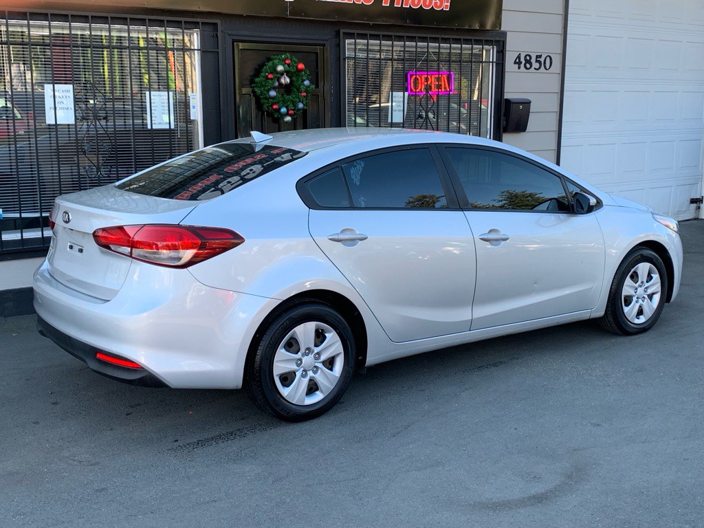 2018 Kia Forte Image 7