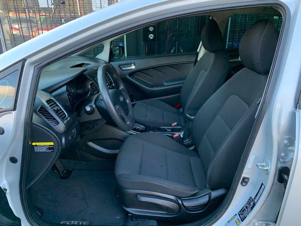 2018 Kia Forte Image 12