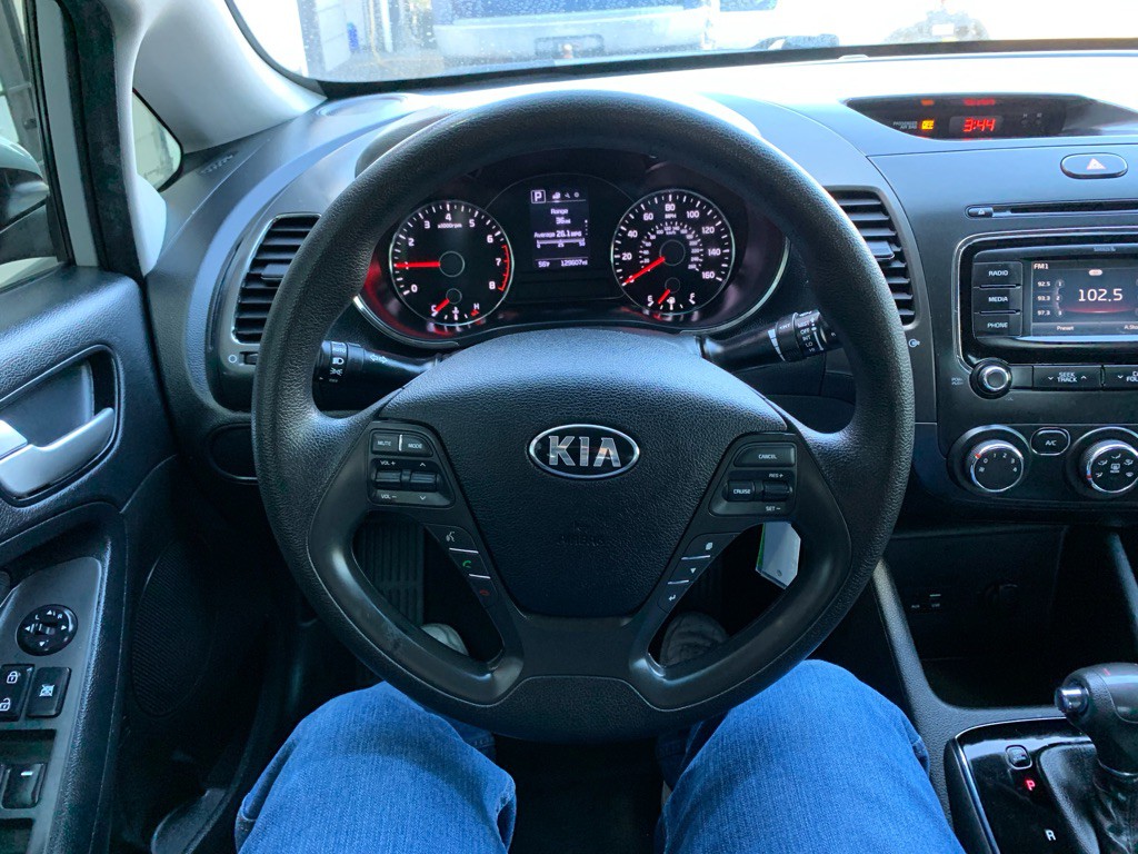 2018 Kia Forte Image 18