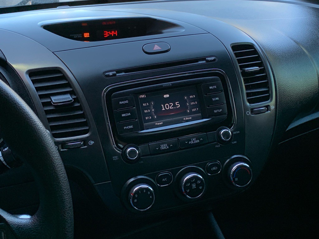 2018 Kia Forte Image 21