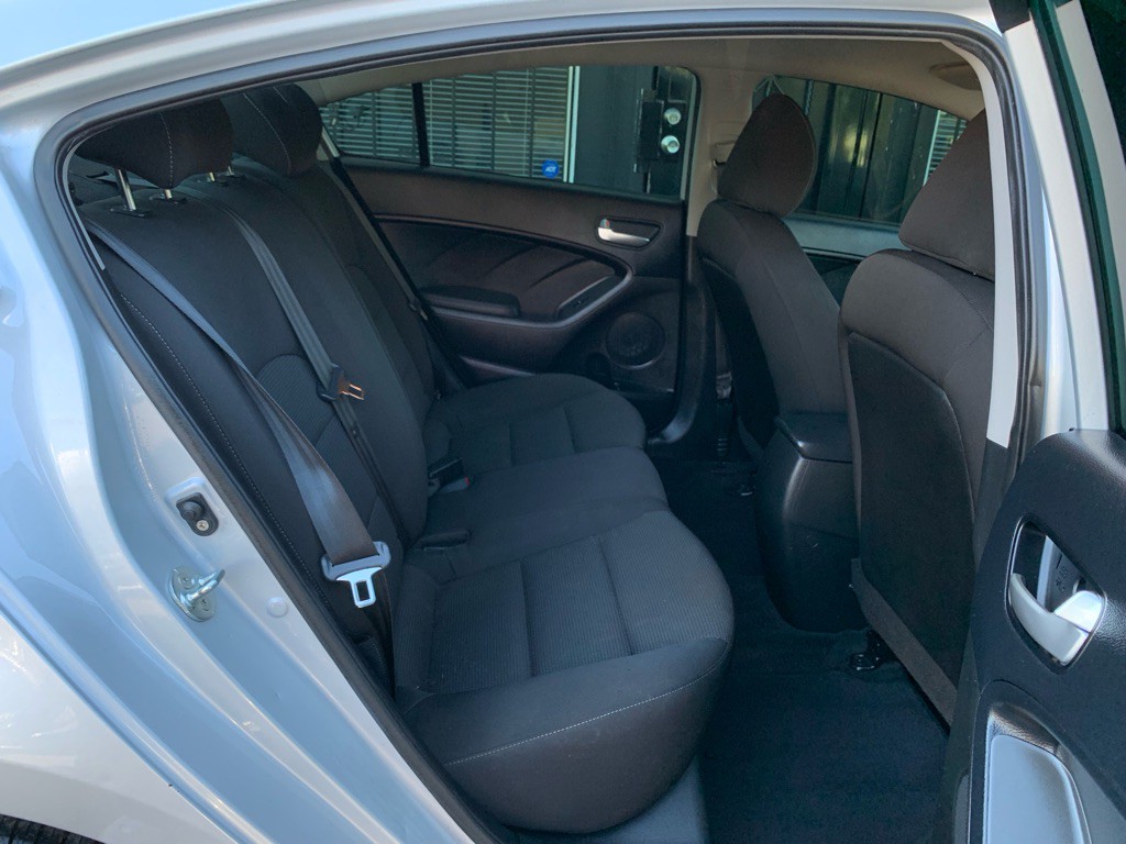 2018 Kia Forte Image 26