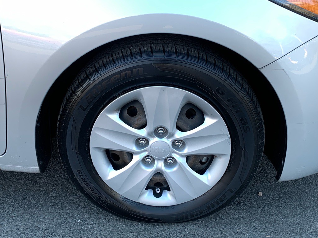 2018 Kia Forte Image 29