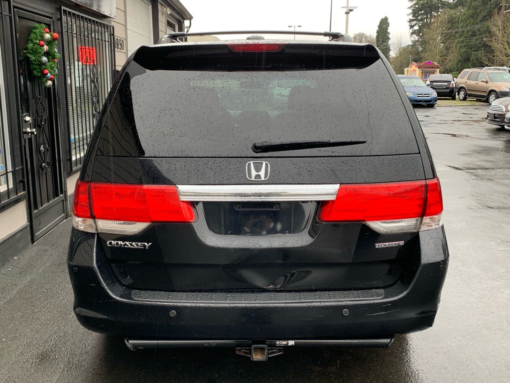 2010 Honda Odyssey Image 4