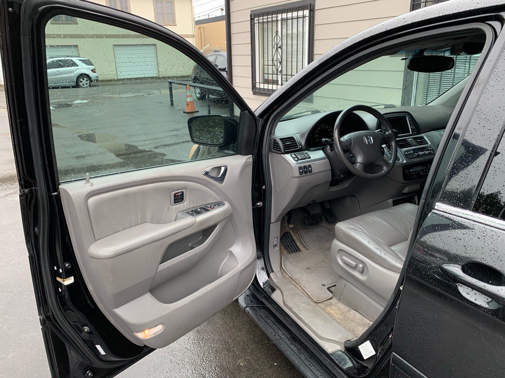 2010 Honda Odyssey Image 10