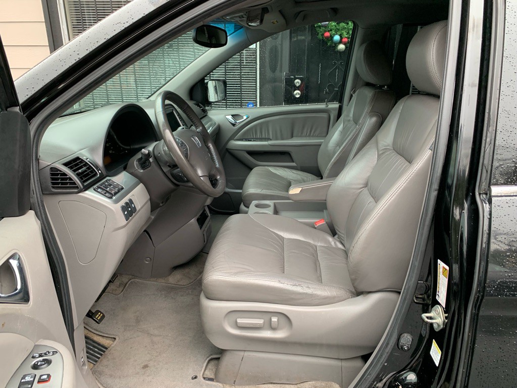 2010 Honda Odyssey Image 12