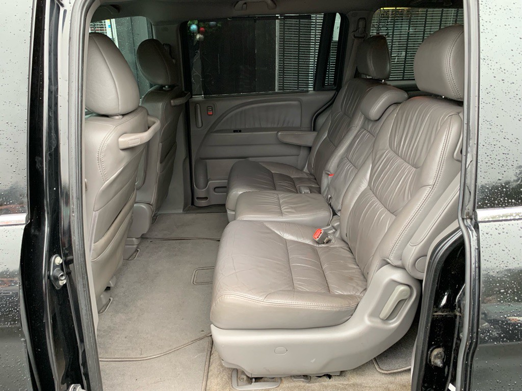 2010 Honda Odyssey Image 16