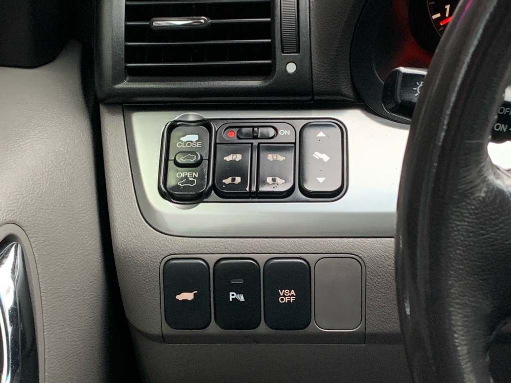 2010 Honda Odyssey Image 26