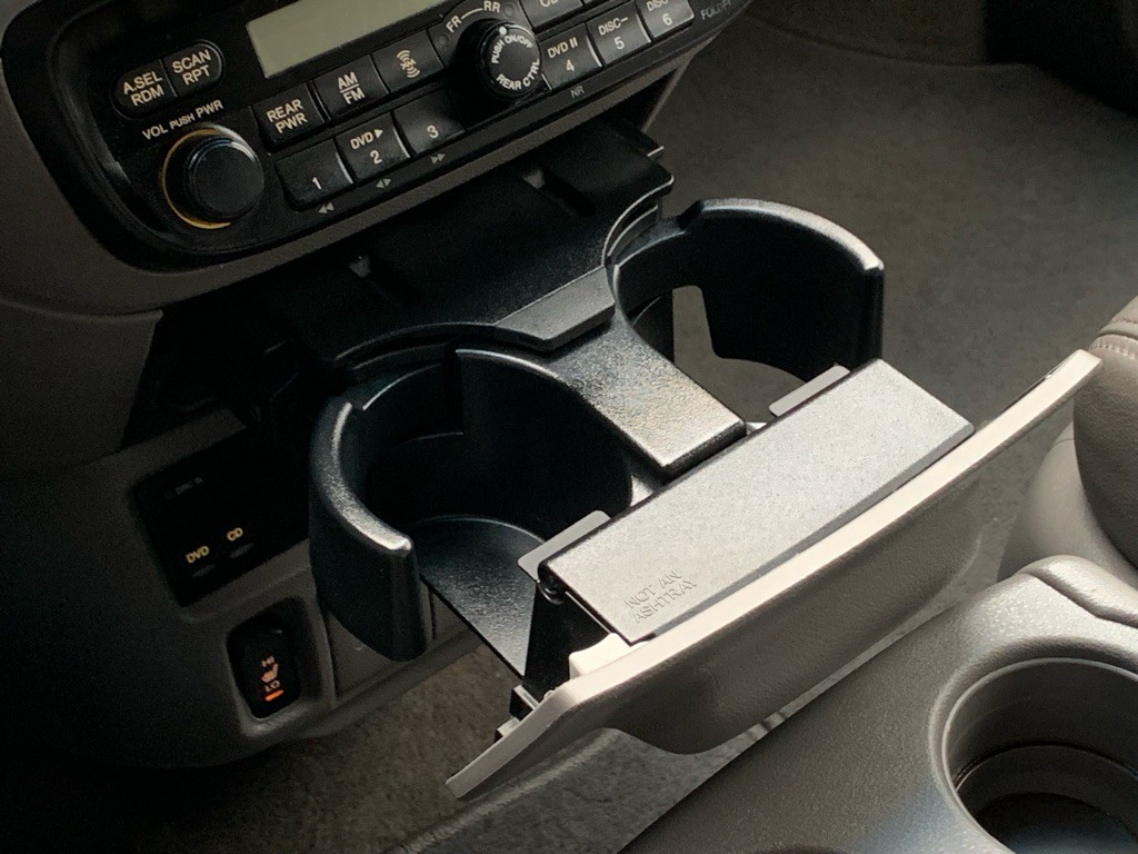 2010 Honda Odyssey Image 32