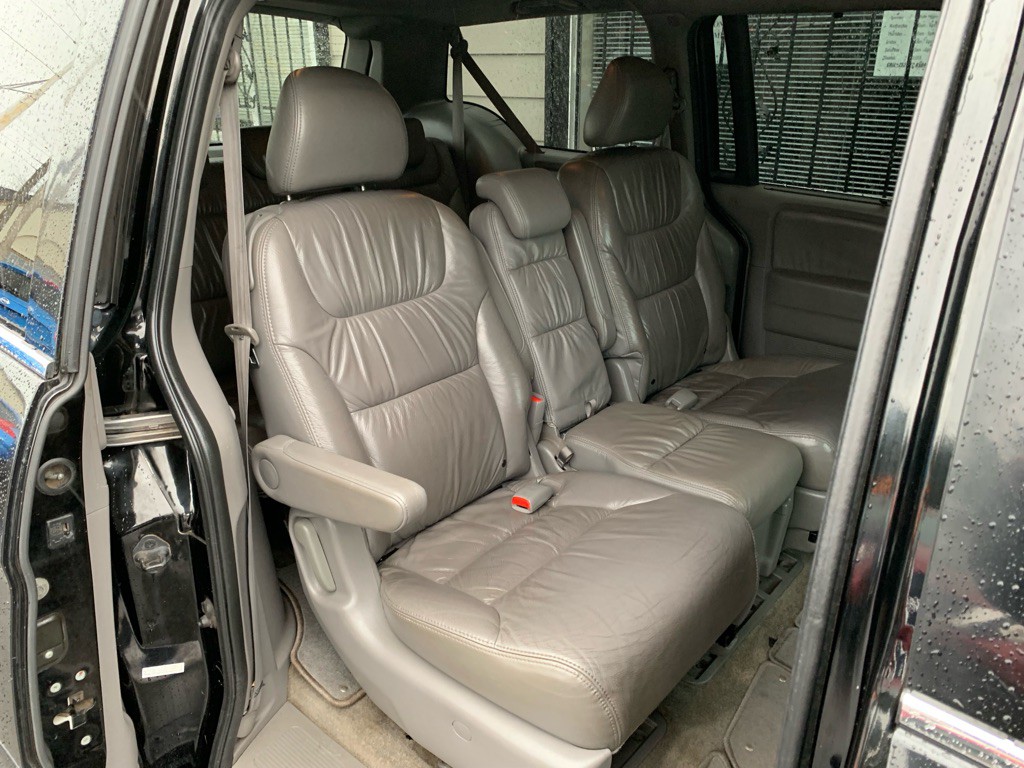 2010 Honda Odyssey Image 35