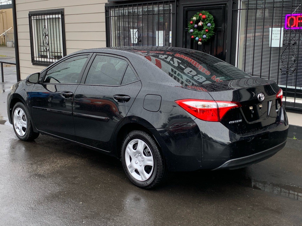 2016 Toyota Corolla Image 3