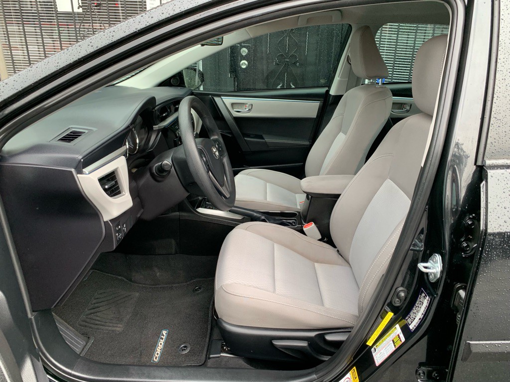 2016 Toyota Corolla Image 11