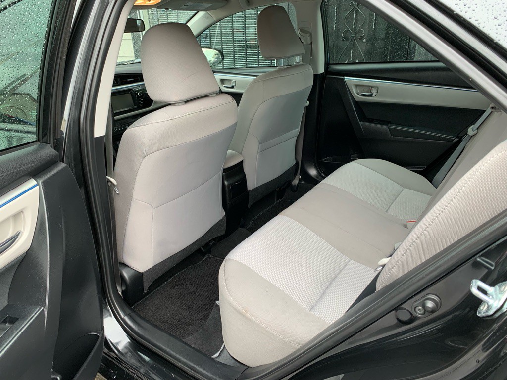 2016 Toyota Corolla Image 13